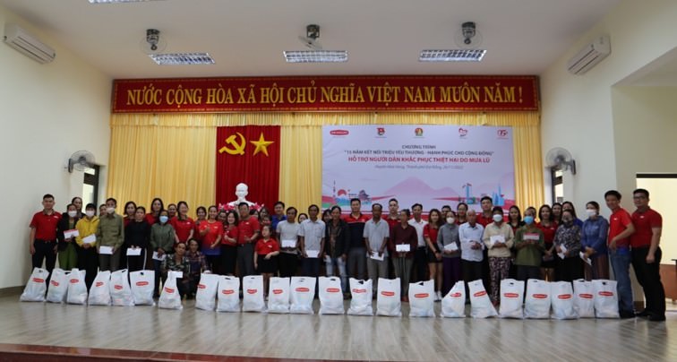 Dai-ichi Life Việt Nam hỗ trợ người dân khắc phục thiệt hại do mưa lũ tại Đà Nẵng...