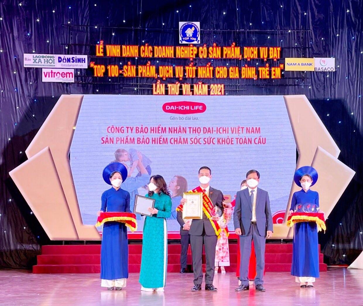 Dai-ichi Life Việt Nam được vinh danh trong “Top 100 - Sản phẩm, Dịch vụ tốt nhất cho Gia đình, Trẻ em” năm 2021...