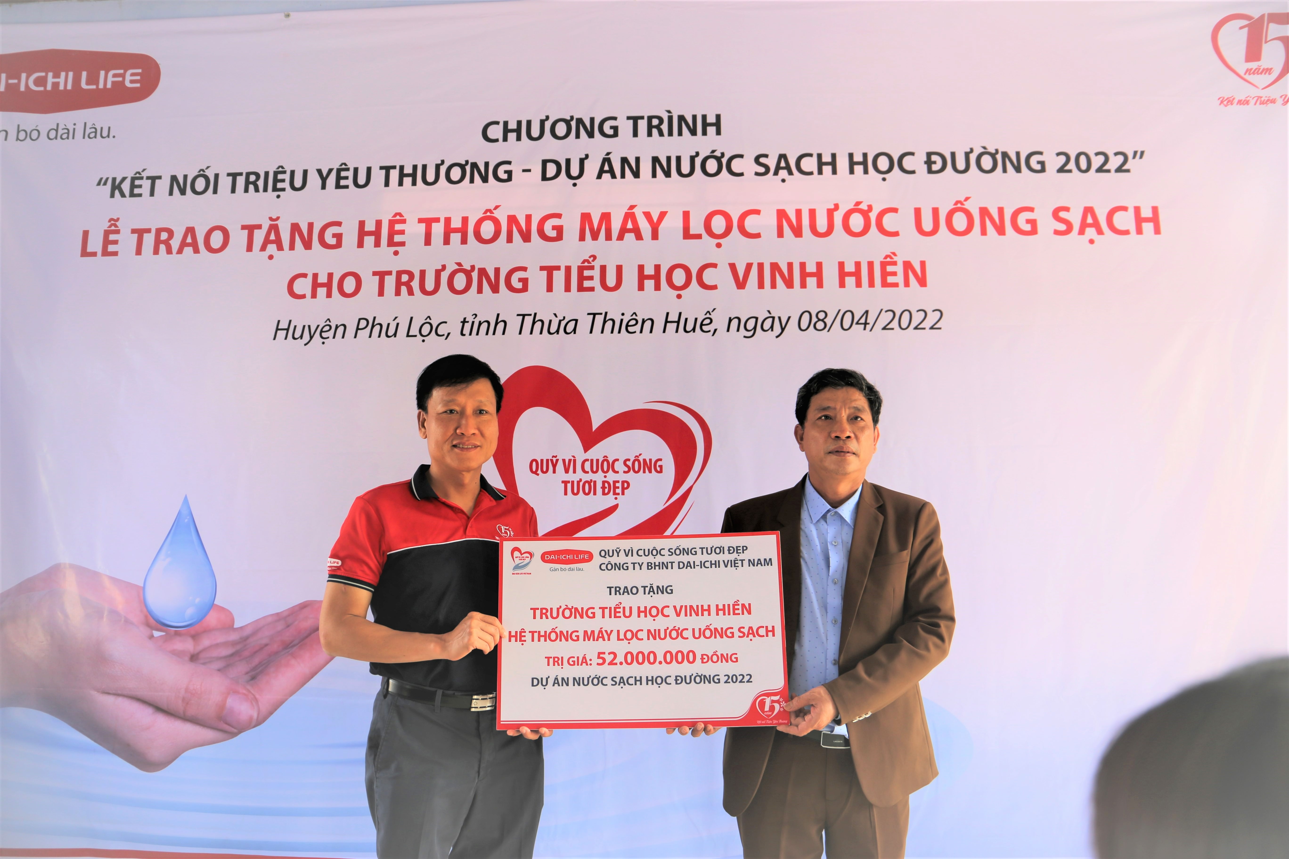 Dai-ichi Life Việt Nam triển khai chương trình “Kết nối Triệu Yêu Thương - Dự án Nước sạch học đường 2022” tại tỉnh Thừa Thiên – Huế...