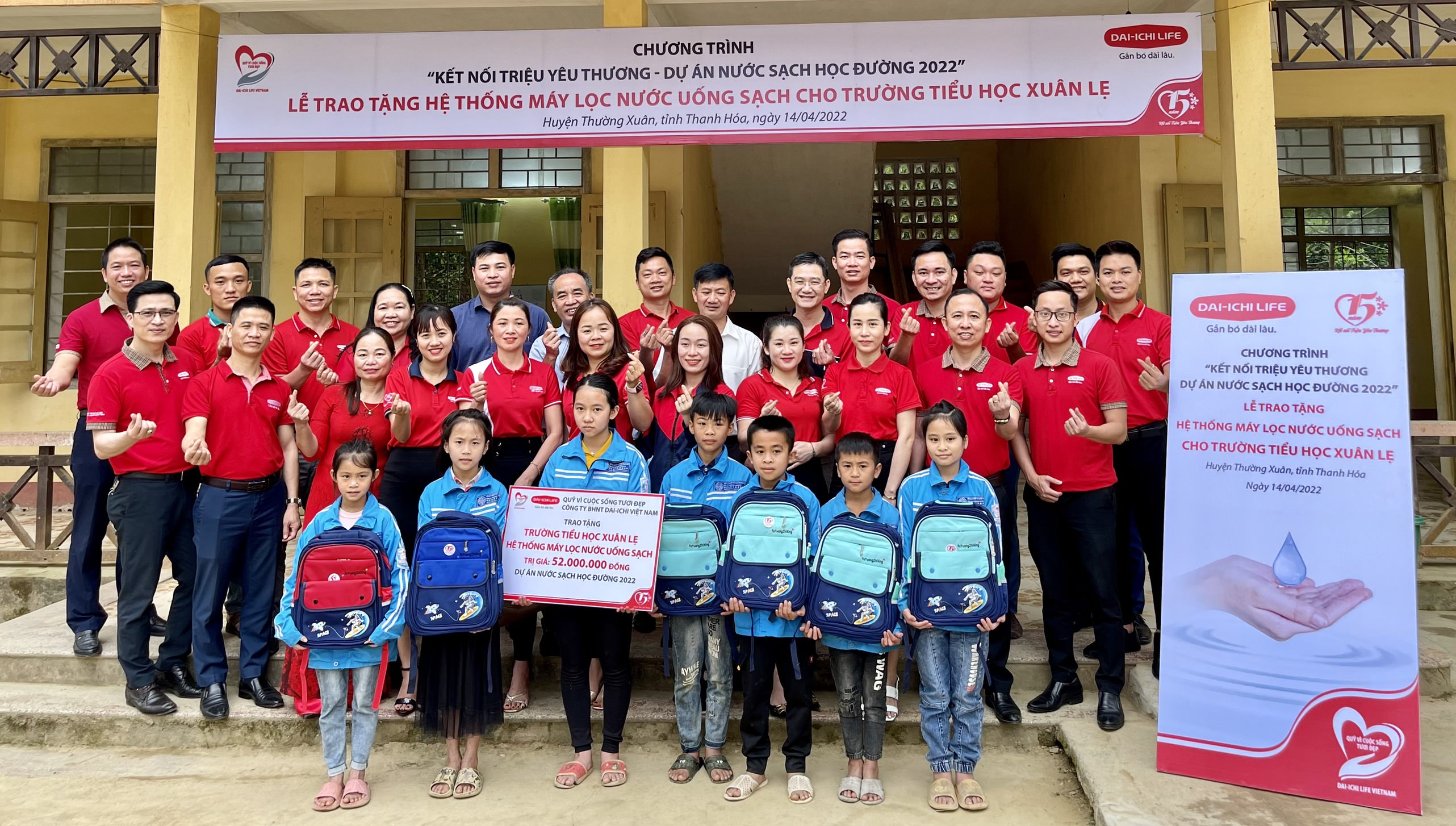Dai-ichi Life Việt Nam triển khai chương trình “Kết nối Triệu Yêu Thương - Dự án Nước sạch học đường 2022” tại tỉnh Thanh Hóa...
