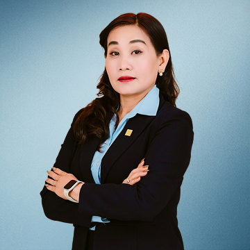 H&agrave; Thị Cẩm Ho&agrave;ng