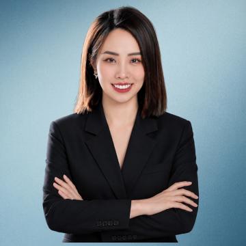 Trần Ho&agrave;ng Hạnh
