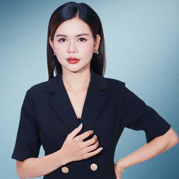 Ph&iacute; Thị Kim Trang